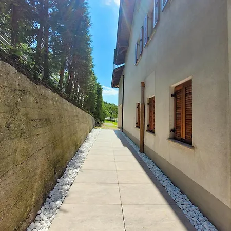 Infinity View Garda Aparthotel
