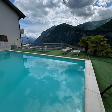 Infinity View Garda